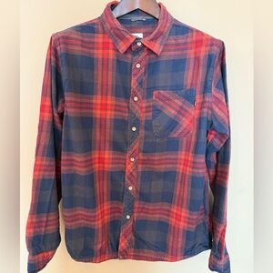 Tentree Men’s Plaid Flannel Shirt Size Large Red Navy Blue Organic Cotton Blend